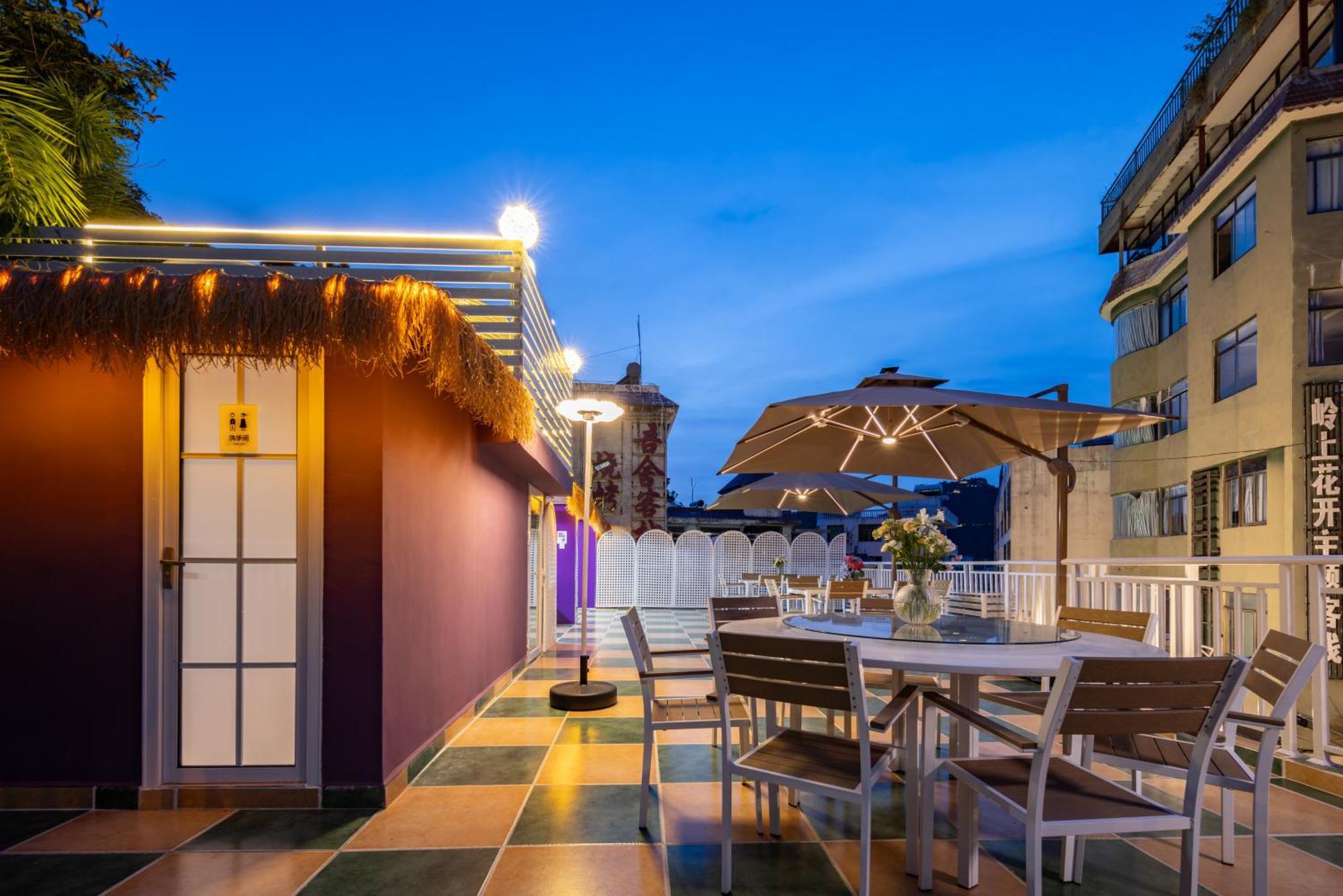 Summer Tree Inn Sanya Bagian luar foto