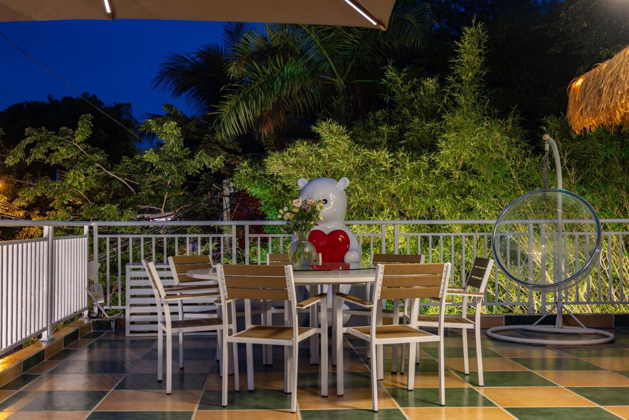Summer Tree Inn Sanya Bagian luar foto